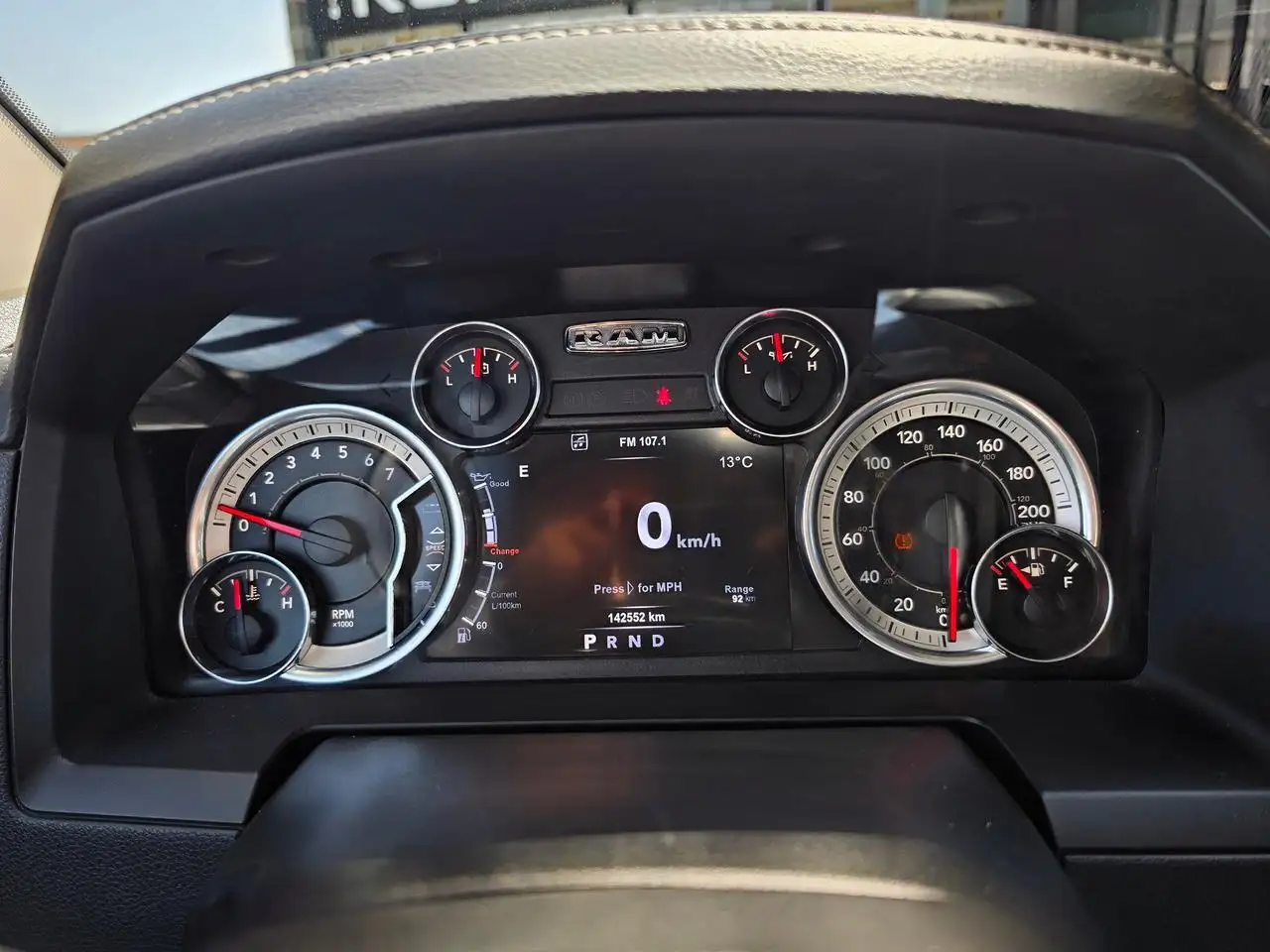 RAM 1500 снимка RAM 1500