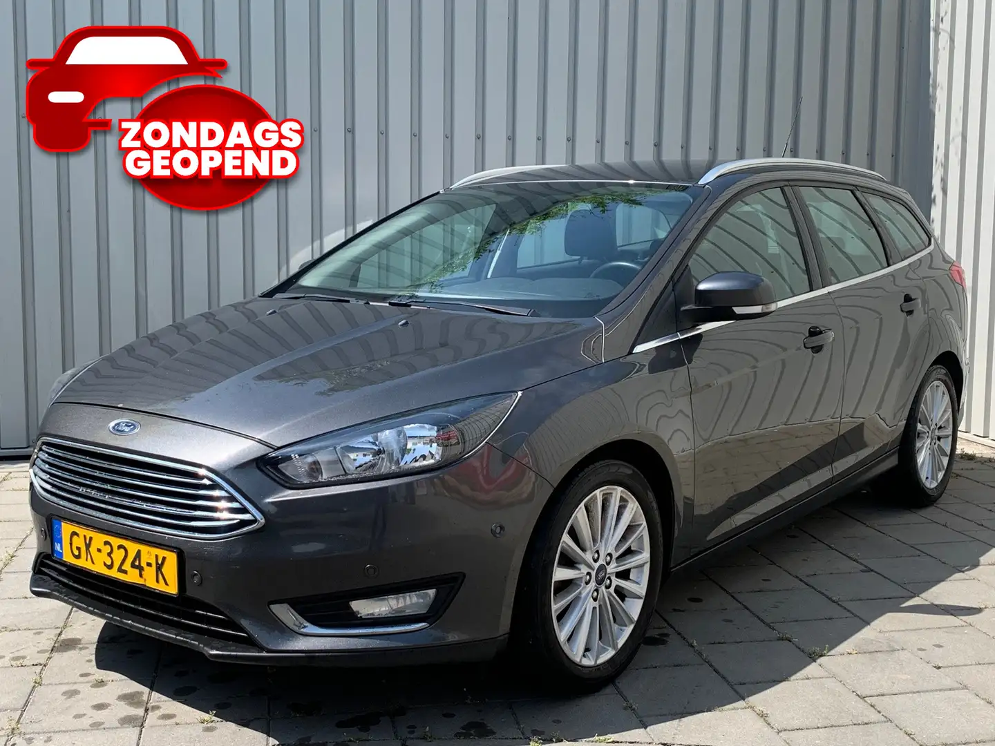 Ford Focus Wagon 1.0 Titanium Edition|Navigatie|Climate Contr Grau - 1