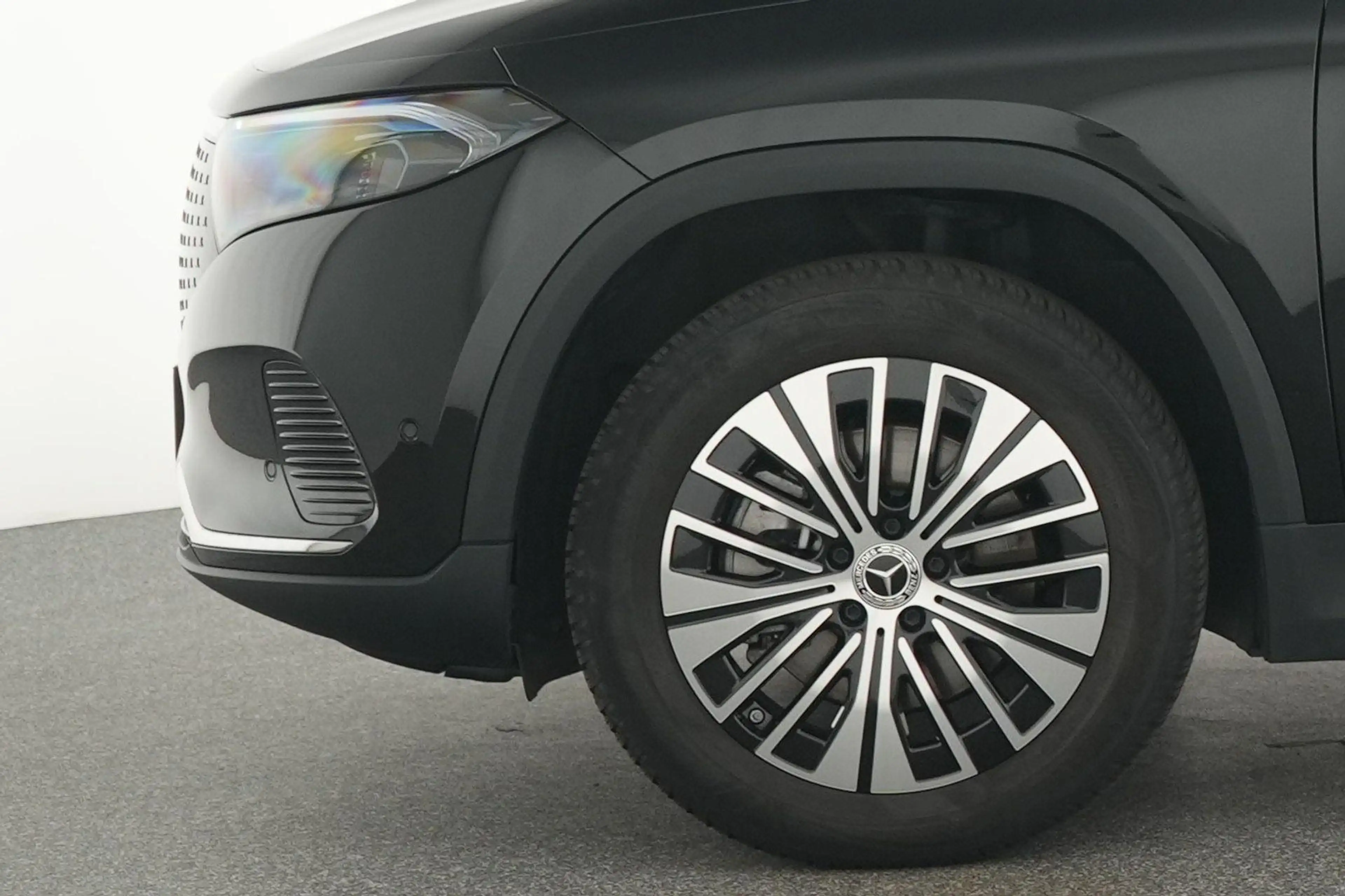 Mercedes-Benz EQA 250 250+ Business Line — photo 5