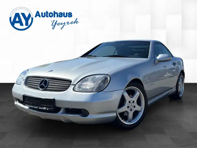 Mercedes-Benz SLK 230 KOMPRESSOR AMG *LEDER*SHZ*1.HAND*