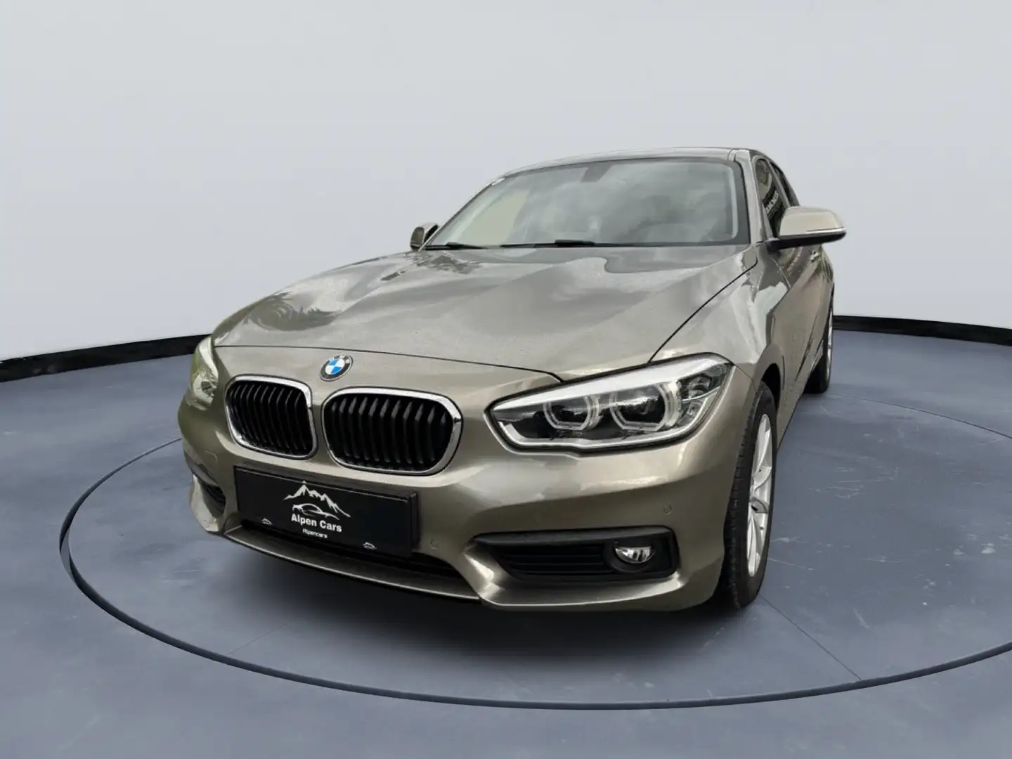 BMW 116 116d Advantage Gold - 1
