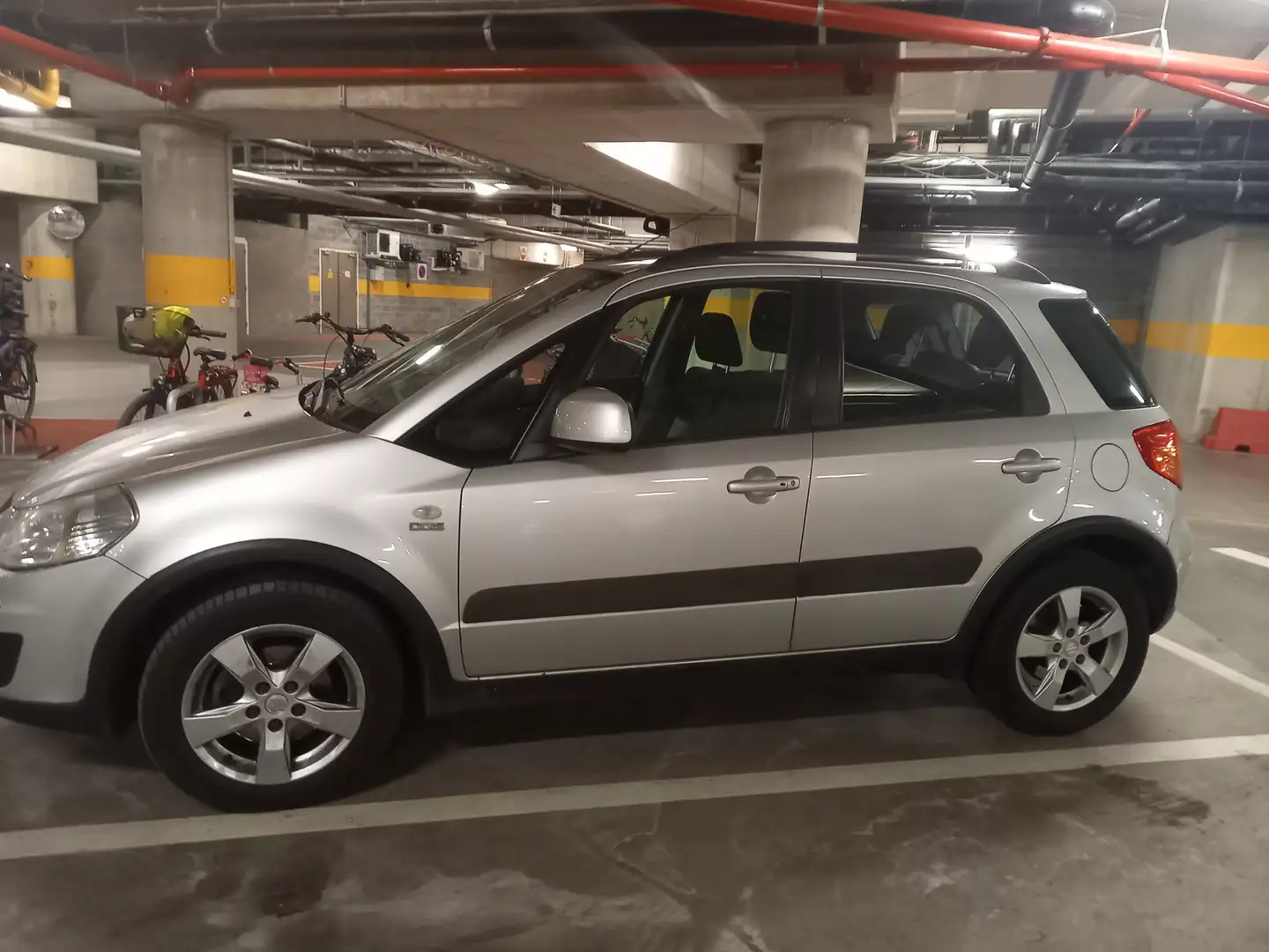 Suzuki SX4 2.0 DDiS GLX Outdoor DPF Gümüş rengi - 1