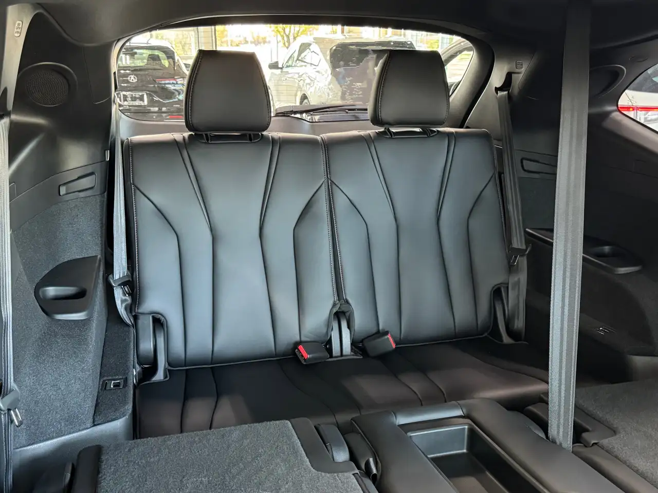 Acura MDX снимка Acura MDX