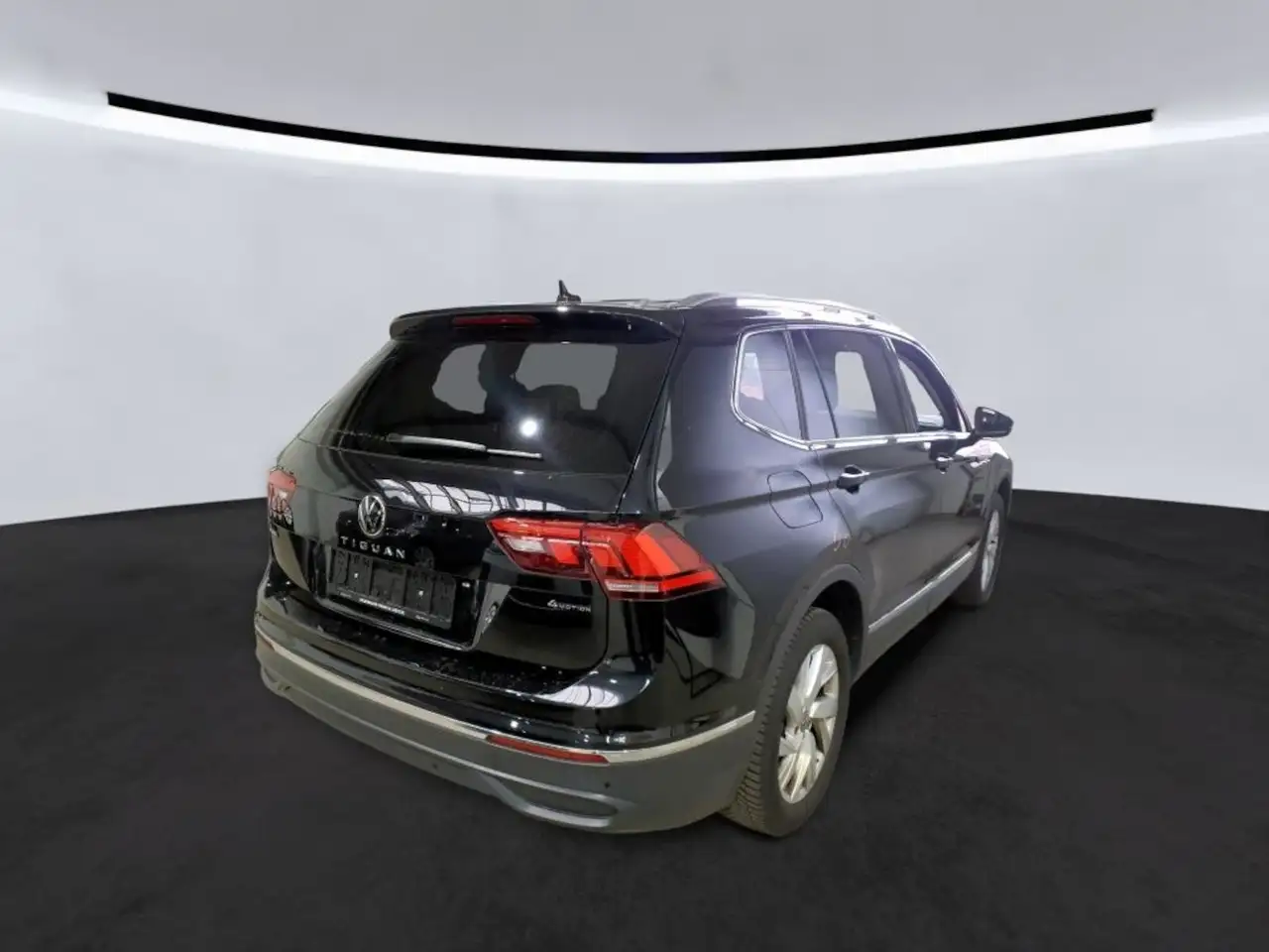 Volkswagen Tiguan Allspace 2,0TDI 4M 7-Sitzer*Navi*AHK*LED 4