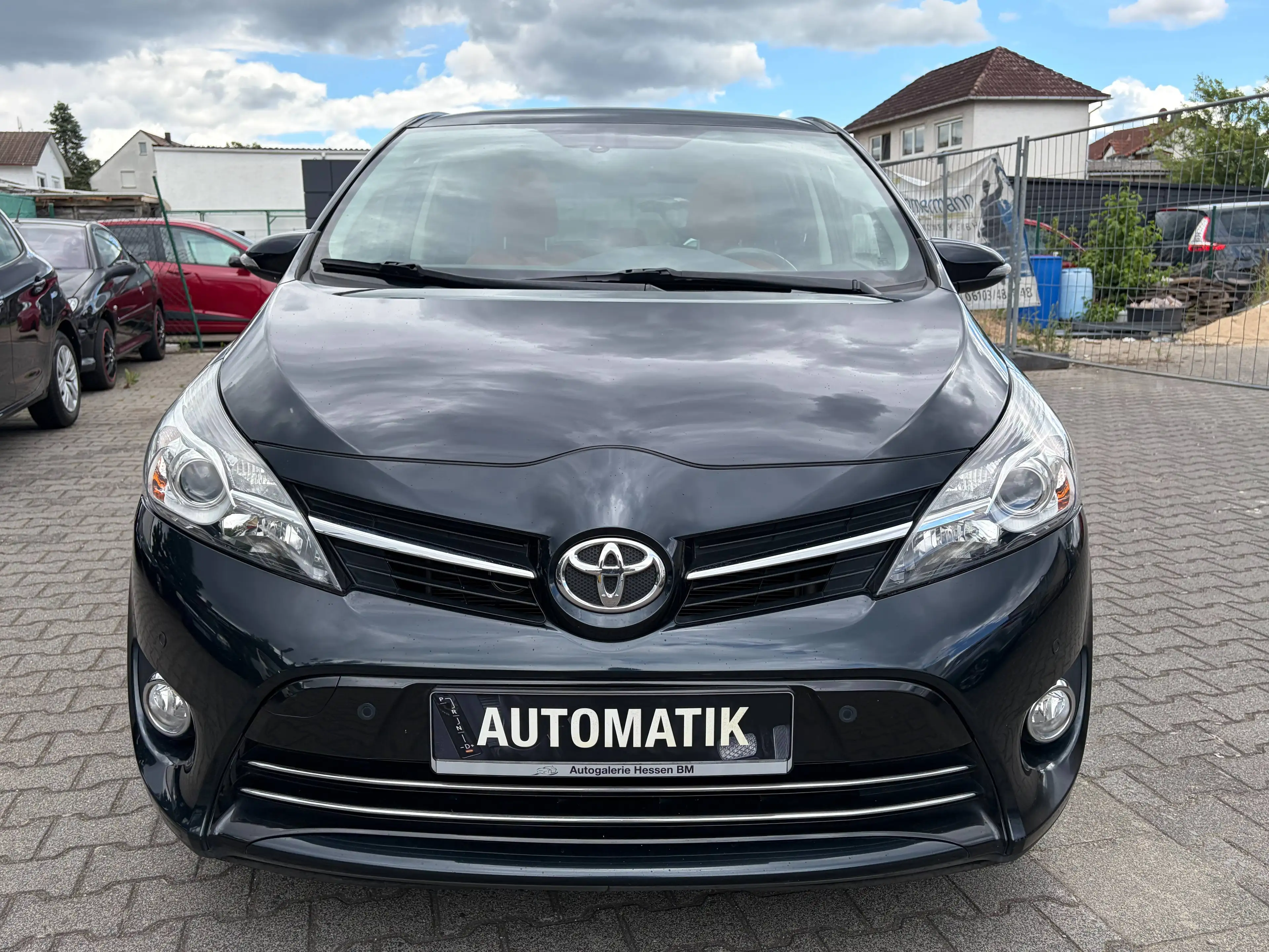 Toyota Verso Automatik*7.Sitze*1.Hand*AHK*SHZ*Temp*Leder*Navi*BT*Klima — photo 2