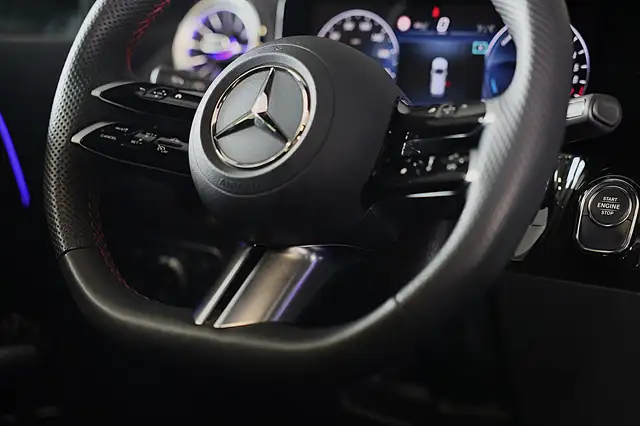 Mercedes-Benz B-Class view 15