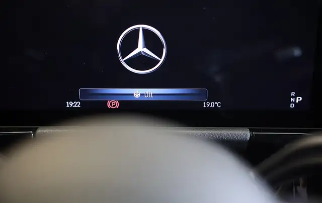 Mercedes-Benz B-Class view 29