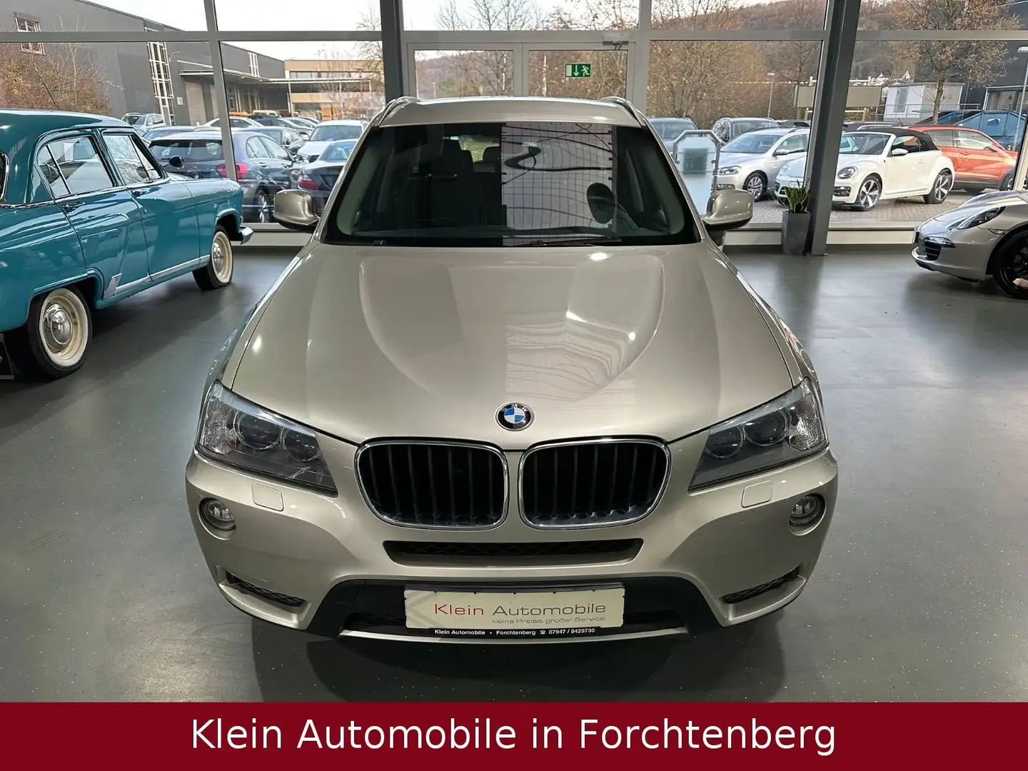 BMW X3 xDrive20d Aut.LederNaviBiXenonSportsitzAHK2HD Silber - 2