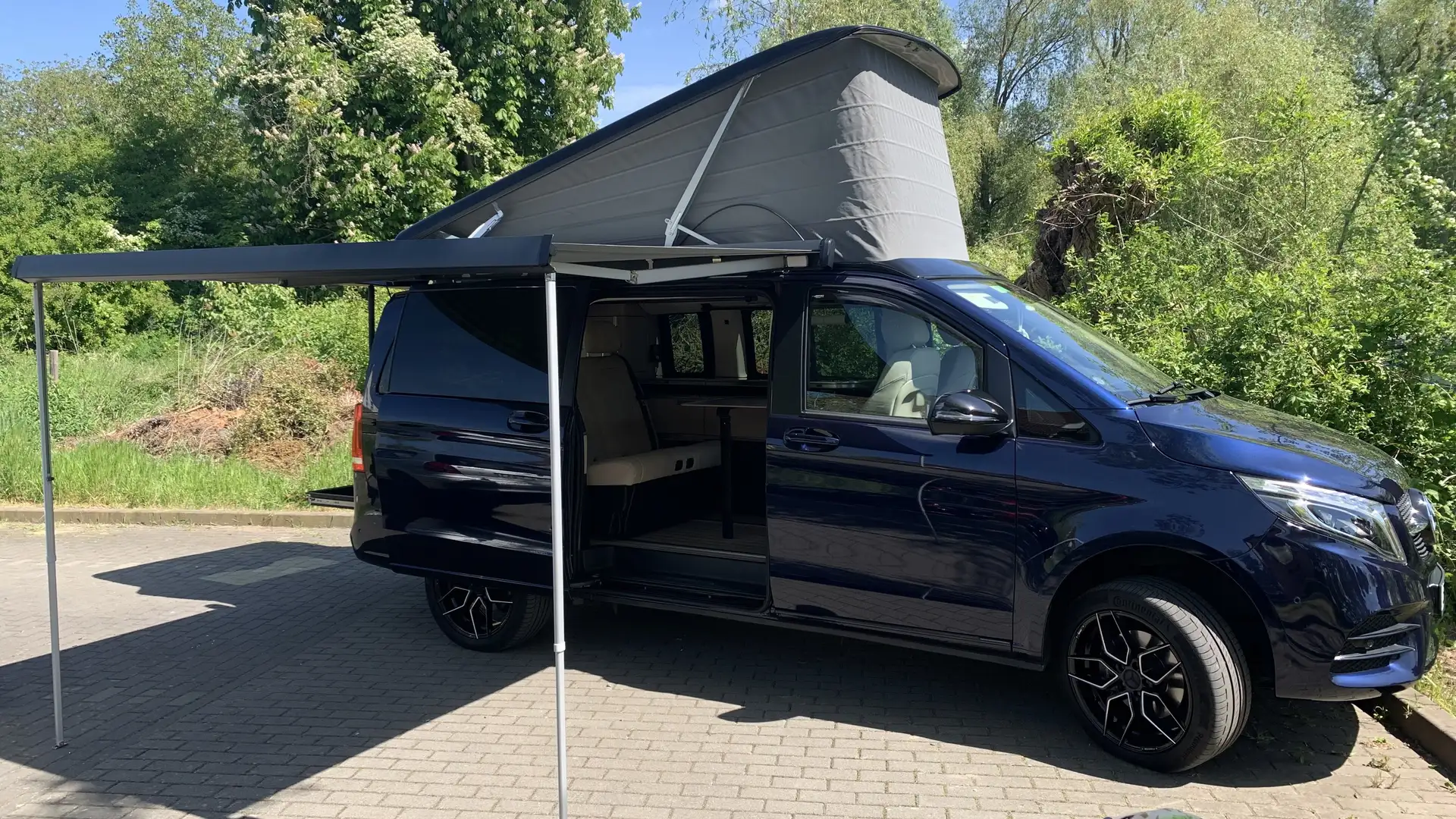 Mercedes-Benz Marco Polo V 300 d 4MATIC AMG EDITION *Kauf-Tausch möglich* Blue - 1