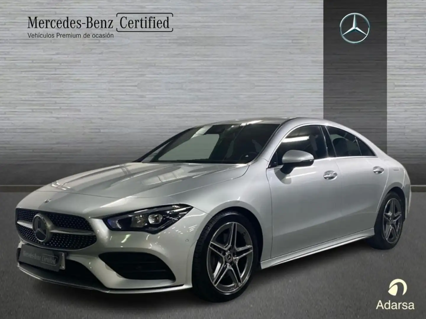 Mercedes-Benz CLA 200 AMG Line - 1