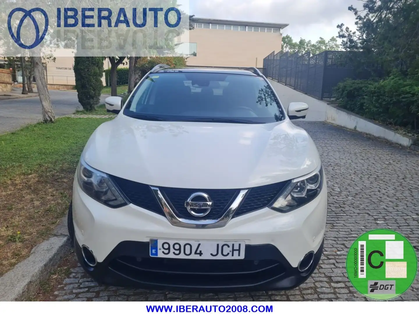 Nissan Qashqai 1.6 DIG-T N-Connecta 4x2 Blanc - 2