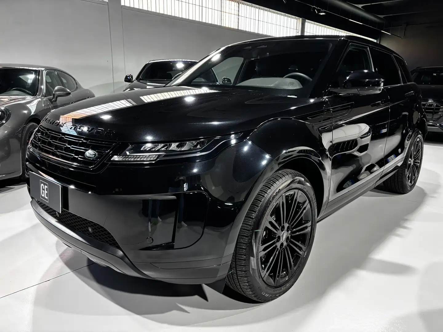 Land Rover Range Rover Evoque 2.0d i4 mhev S awd 163cv auto Zwart - 1
