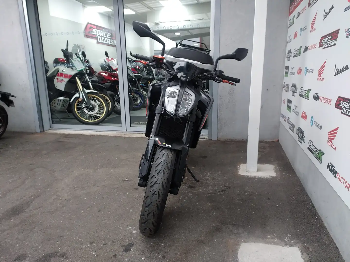 KTM 890 Duke Fekete - 2