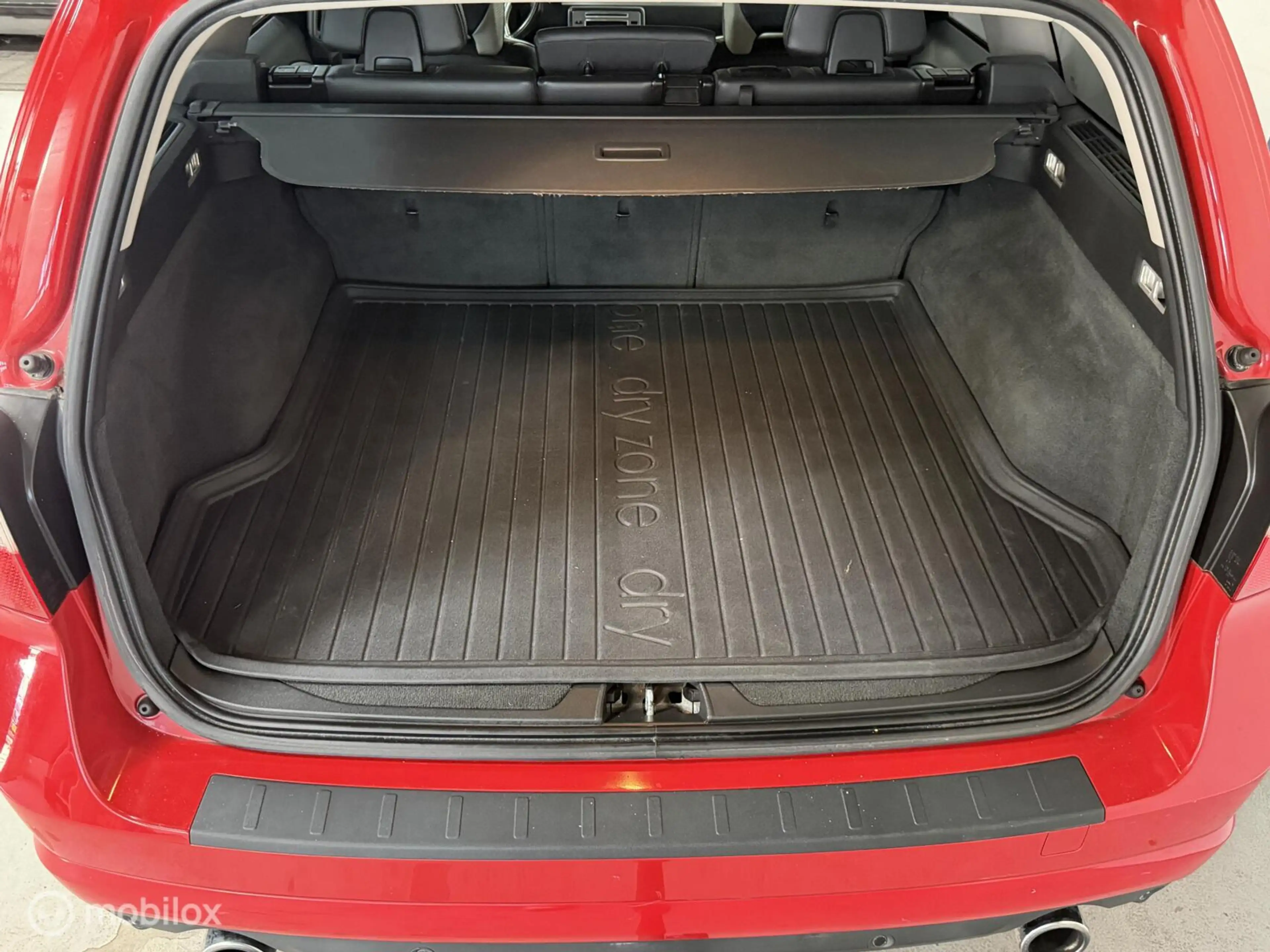 Volvo V70 2.5T R-Design AUTOMAAT / LEER / XENON — photo 6