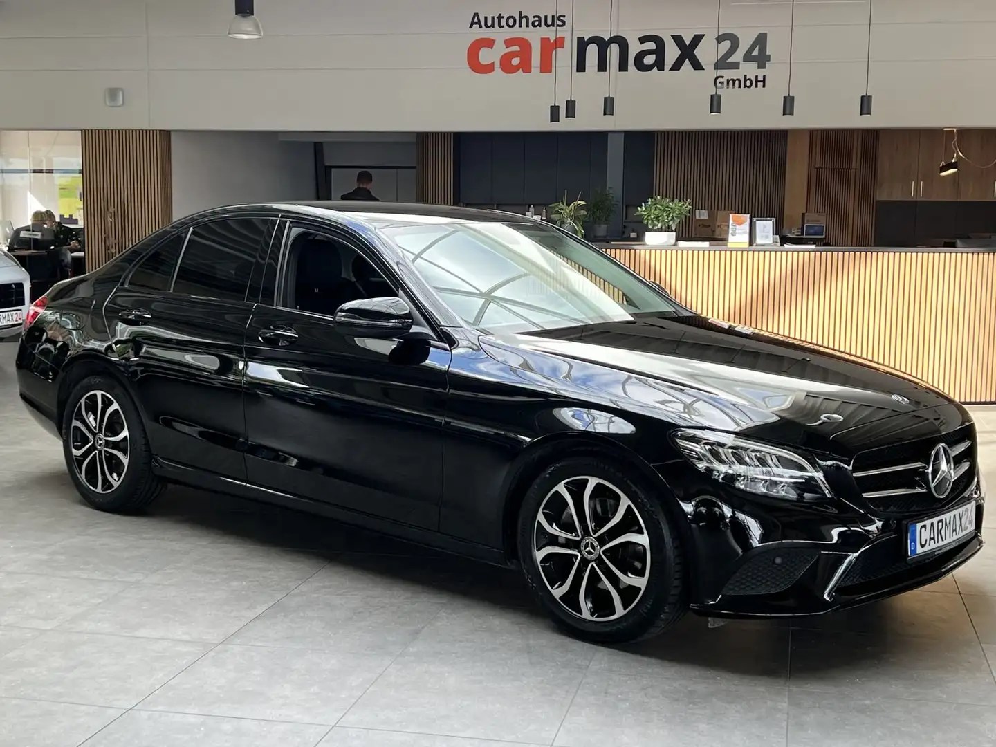 Mercedes-Benz C 220 C C 220 d Automatik Navi LED Night-Paket CarPlay Schwarz - 1