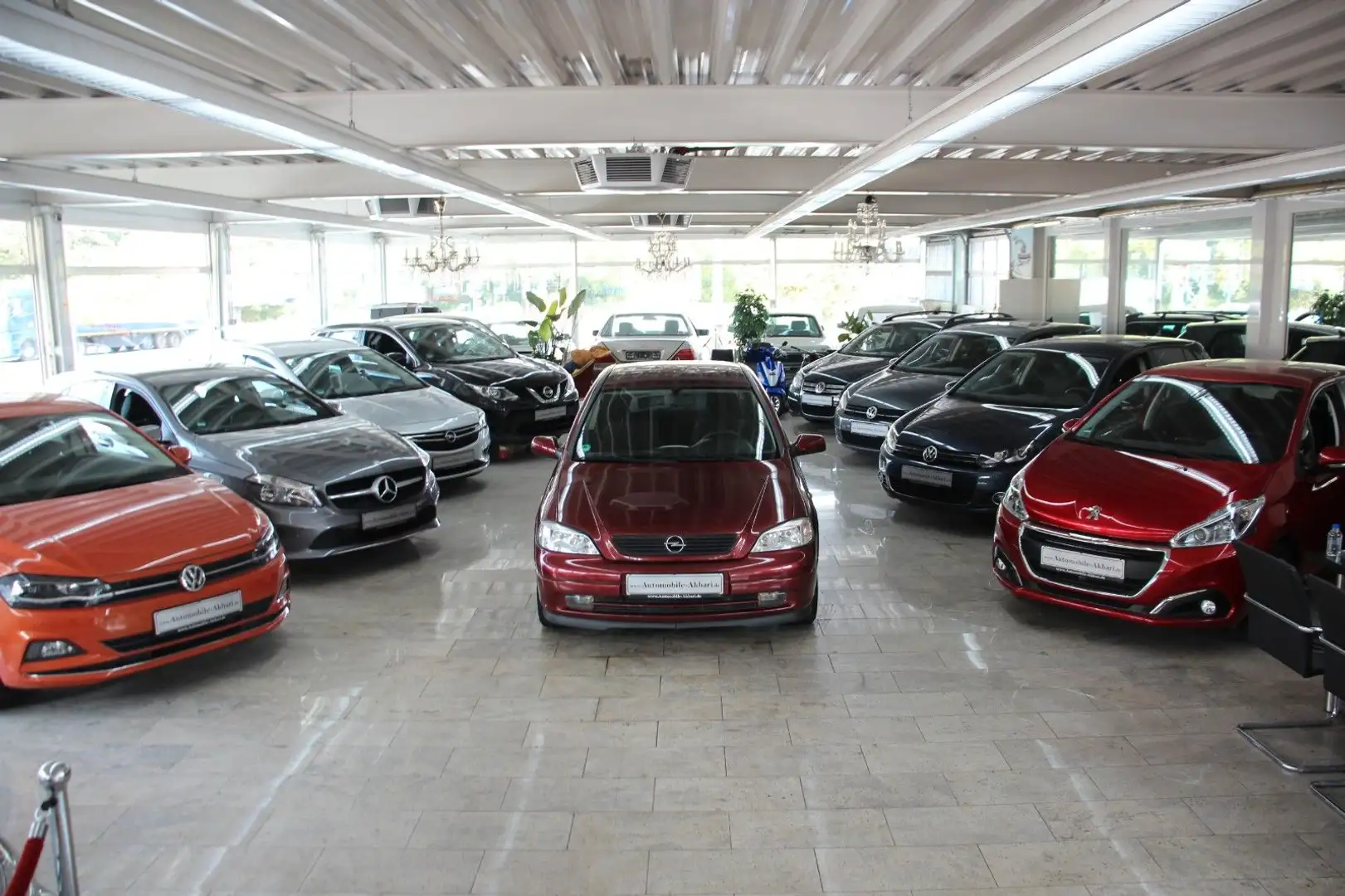 Opel Astra 1.6 Comfort Rot - 1