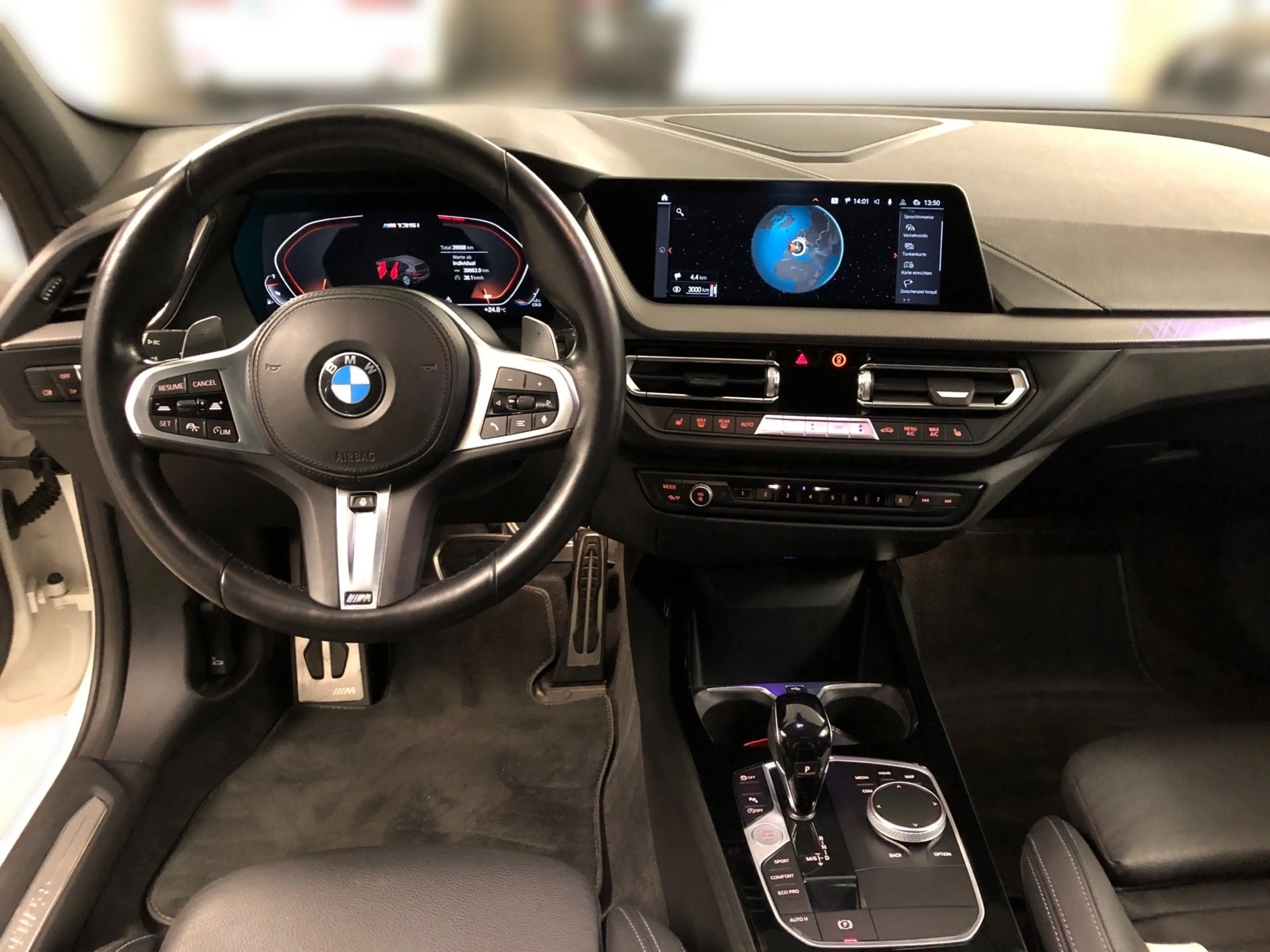 BMW M1 35i xDrive EditionColorvision*Panoramadach*Harman/ — photo 10