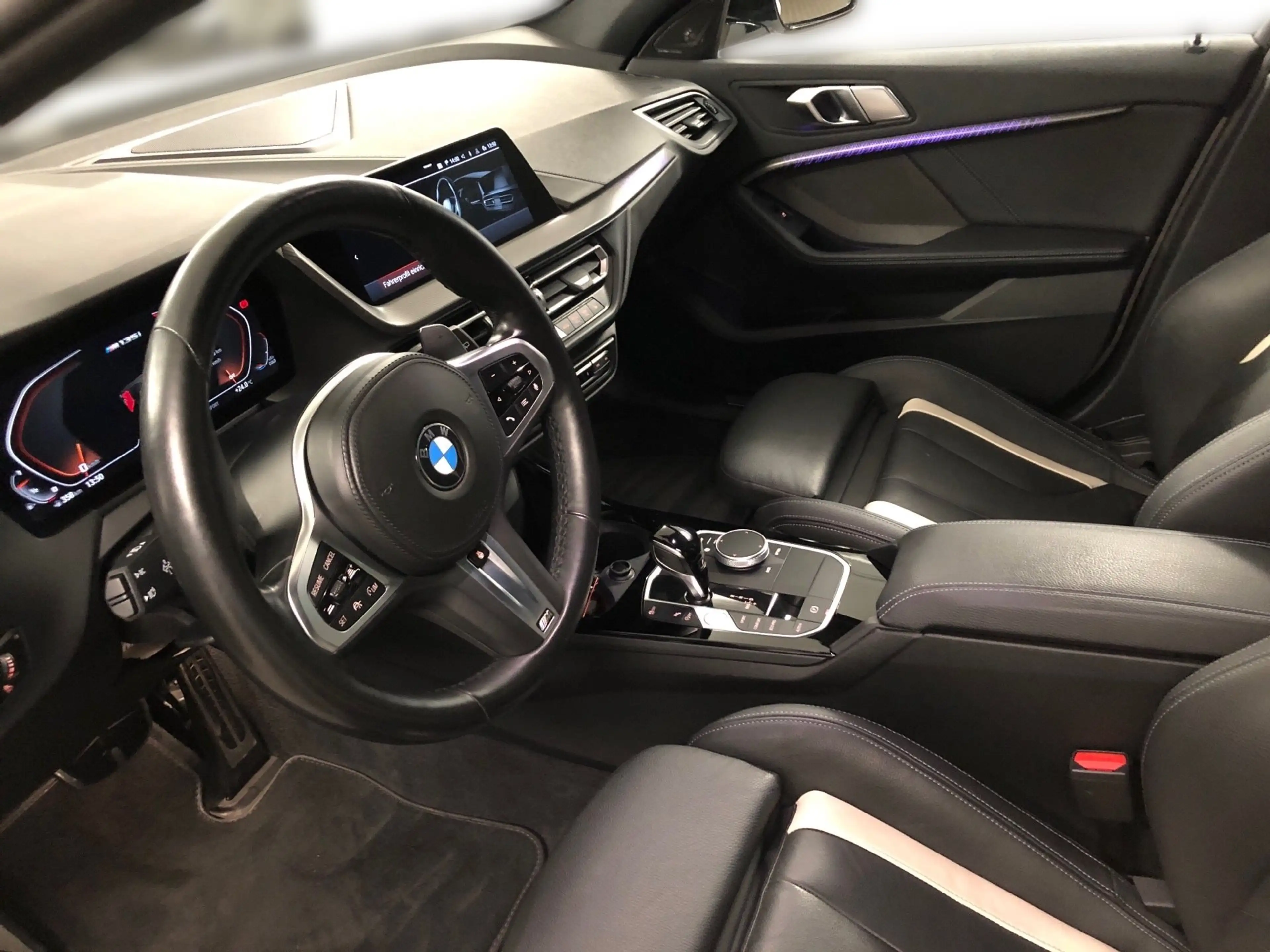BMW M1 35i xDrive EditionColorvision*Panoramadach*Harman/ — photo 7