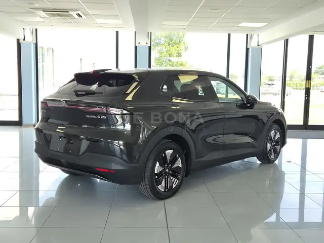 Changan Deepal S05 view 4
