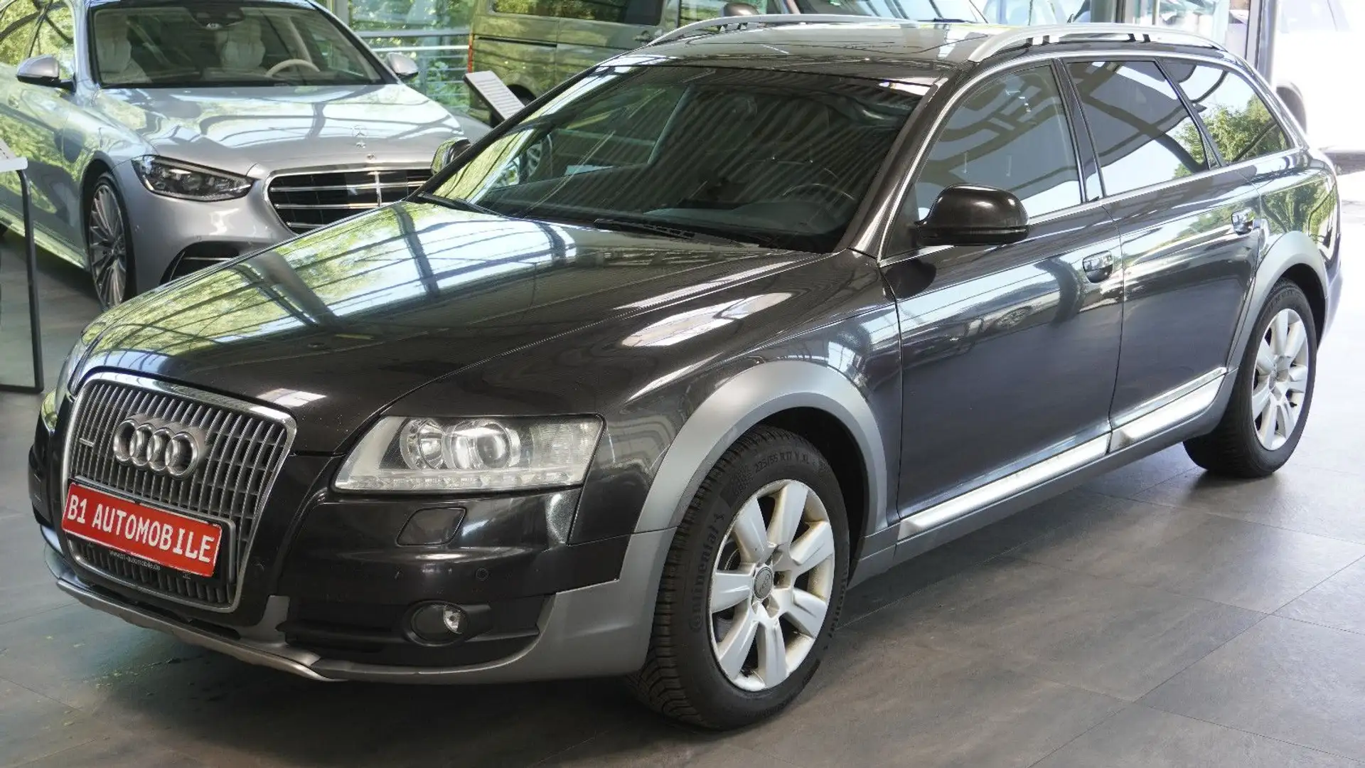 Audi A6 allroad quattro *AHK*PANO*STHZ Schwarz - 1
