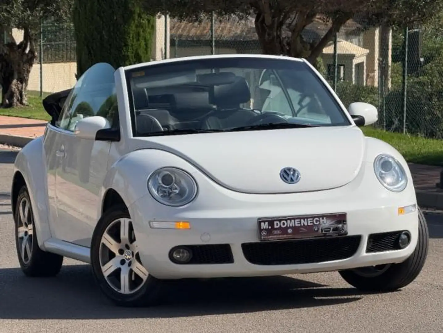 Volkswagen Beetle Cabrio. 1.8 T Blanc - 2