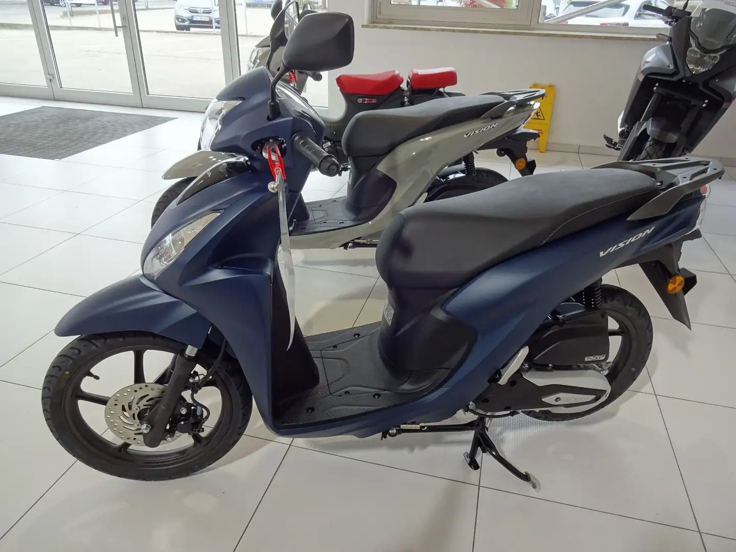 Honda Vision 110 CBS Lagerfahrzeug "Aktionspreis" Blau - 2