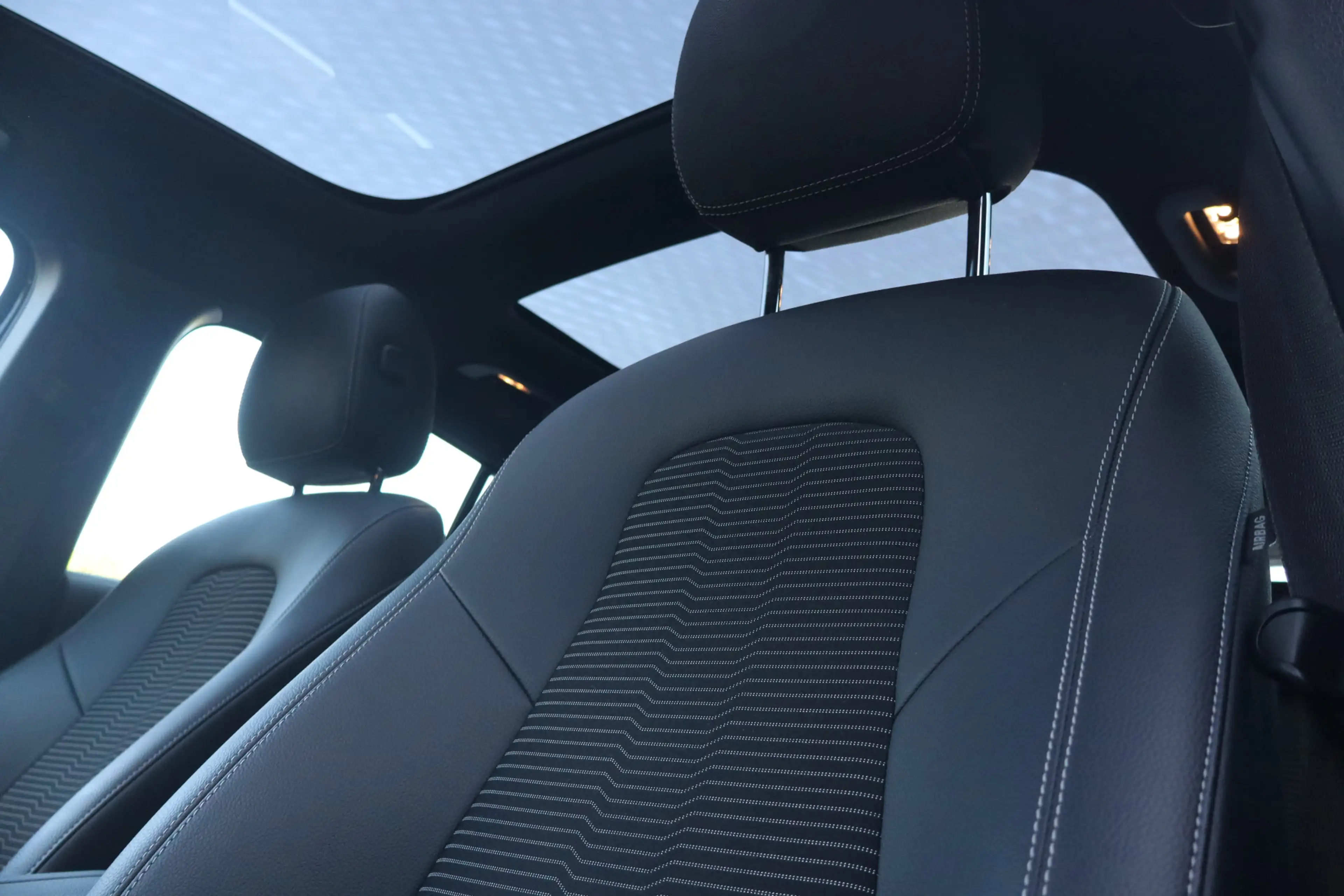 Mercedes-Benz EQA 250 Business Solution Luxury 67 kWh - NL- Auto!! Pano — photo 25