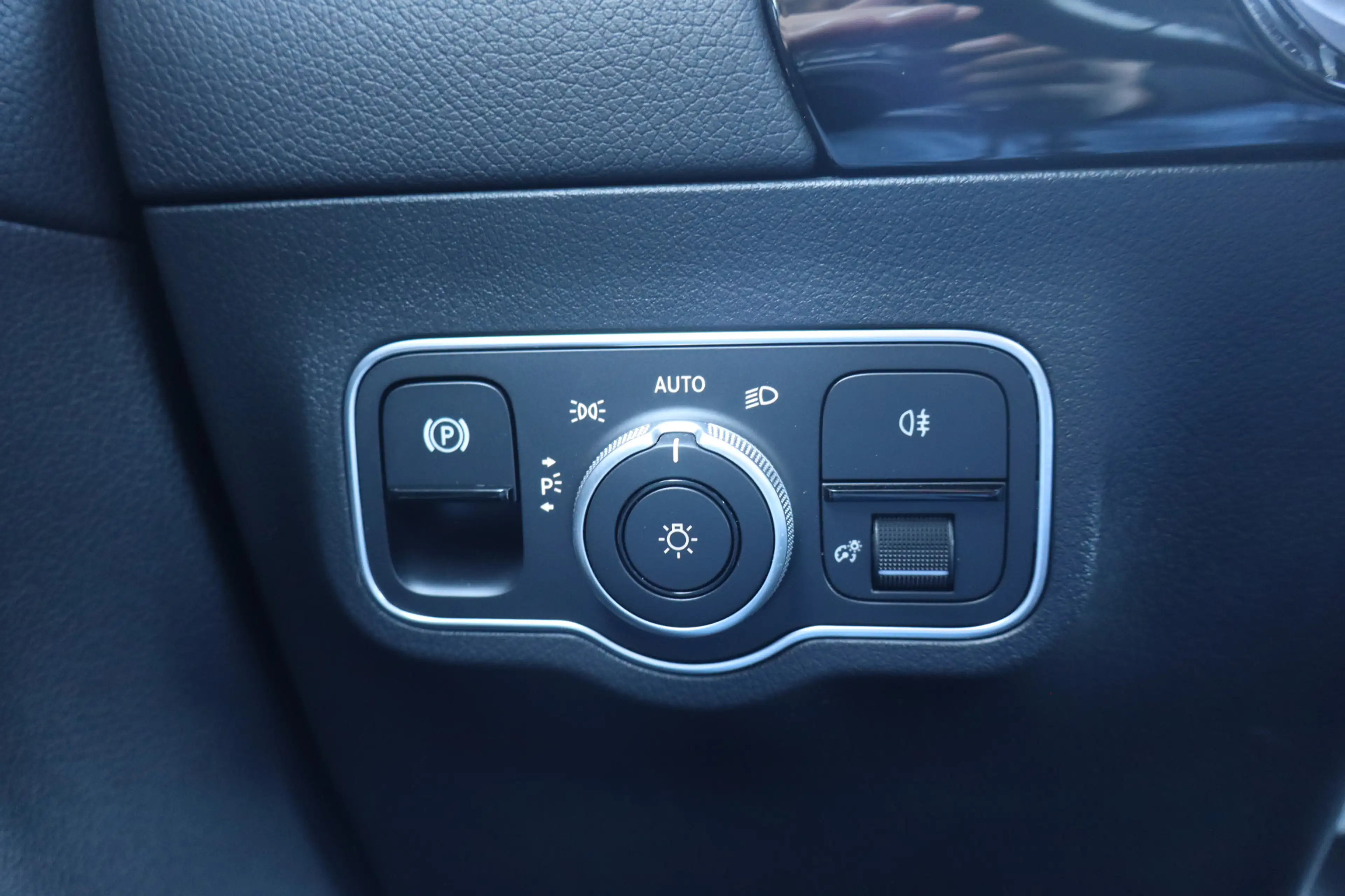 Mercedes-Benz EQA 250 Business Solution Luxury 67 kWh - NL- Auto!! Pano — photo 36