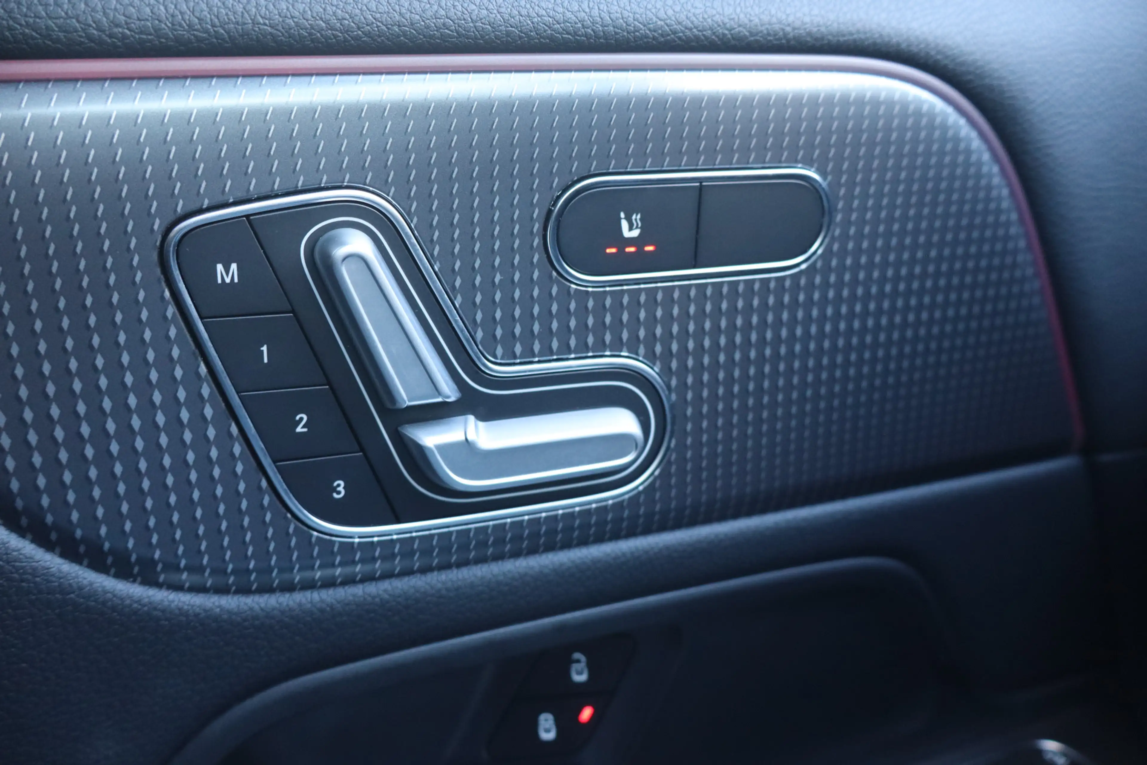 Mercedes-Benz EQA 250 Business Solution Luxury 67 kWh - NL- Auto!! Pano — photo 17