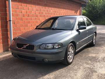 S60 2.4 Turbo - D Dynamic (18J)