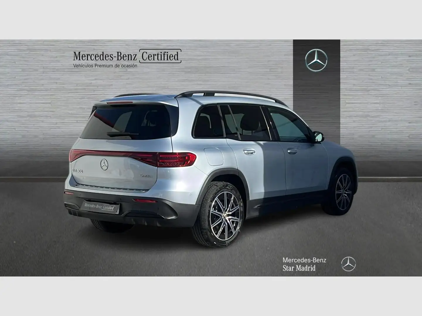 Mercedes-Benz EQB 300 4Matic - 2