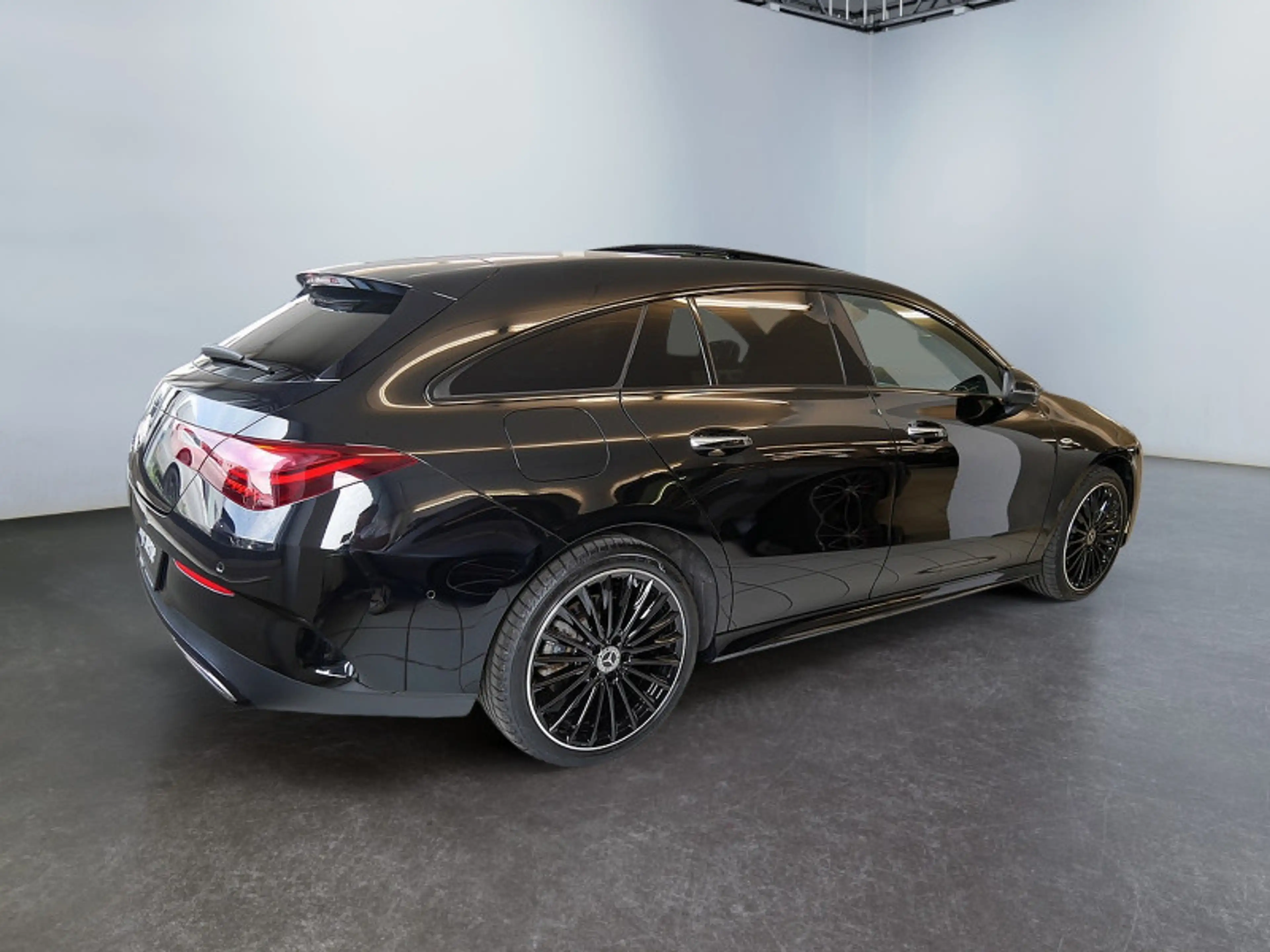 Mercedes-Benz CLA 250 e SB , AMG BURM NIGHT MEMO MULTI 360 PDC — photo 5