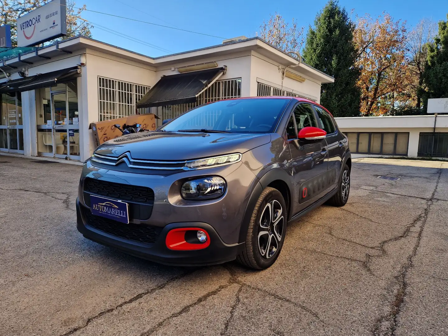 Citroen C3 1.2 puretech Shine s&s 83cv *OK NEOPATENTATI * Grigio - 1