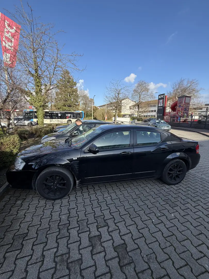 Dodge Avenger das Fahrzeug ist inseriert. Neue Reifen (Sommer- u - 1