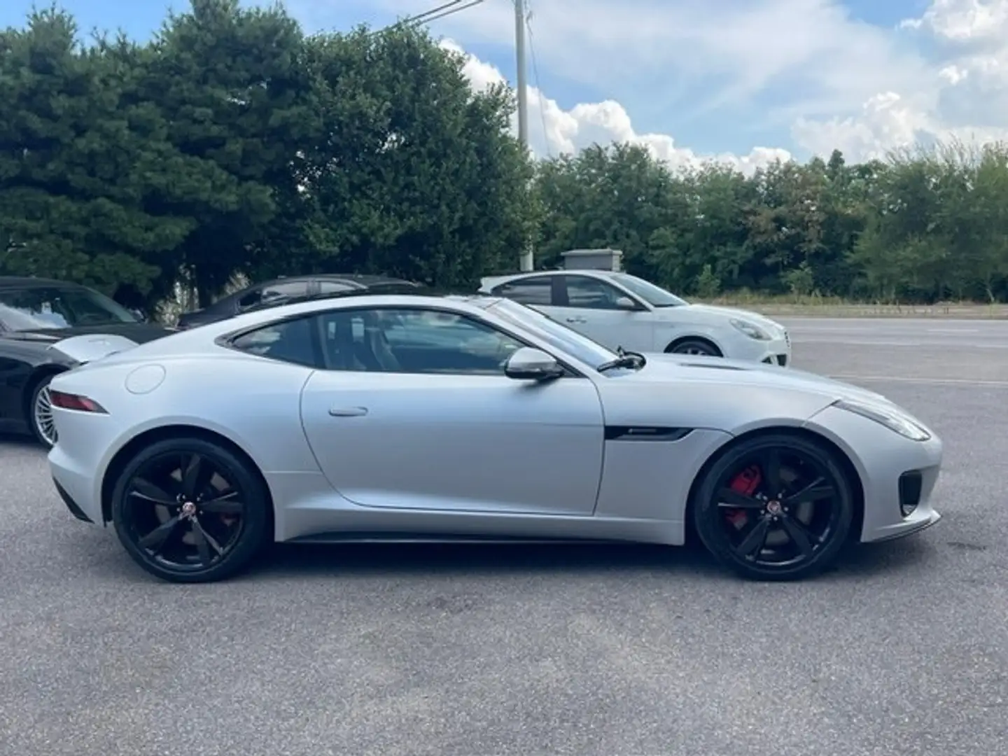 Jaguar F-Type 2.0 aut. Coupé R-Dynamic Gris - 2