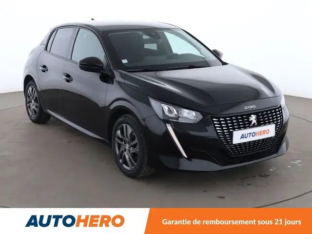 Peugeot 208 view 8