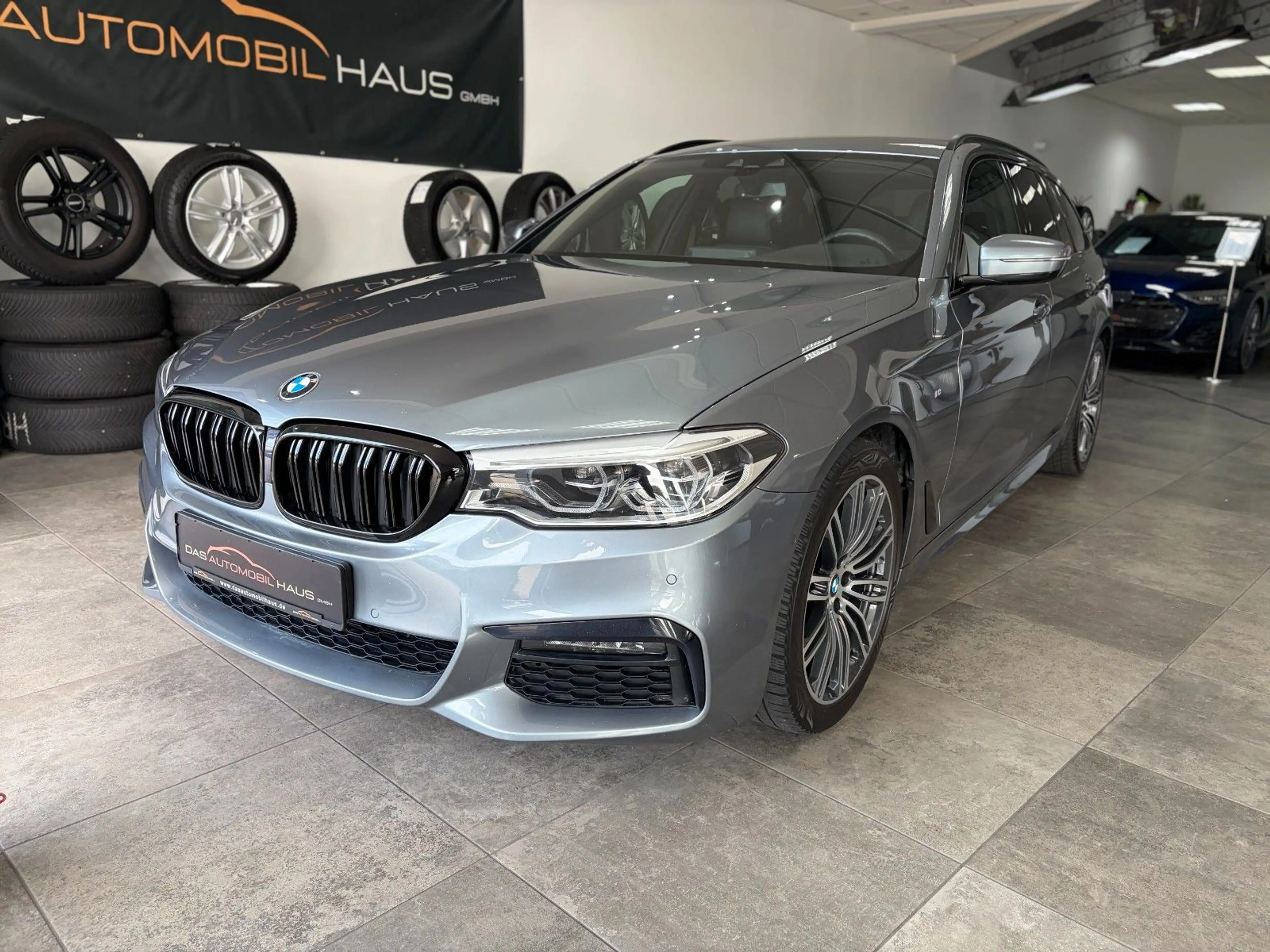 BMW 520 i M Sport*LED*Leder*LiveCockpit*Hifi*Kamera