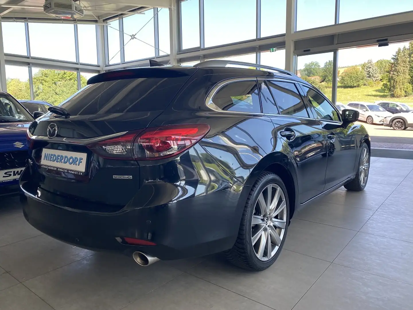 Mazda 6 Kombi 2.5 Takumi GLASSCHIEBEDACH, ALLWETTER Schwarz - 2