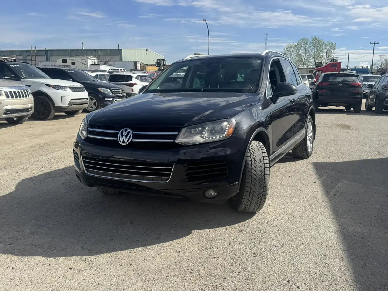 Volkswagen Touareg снимка Volkswagen Touareg