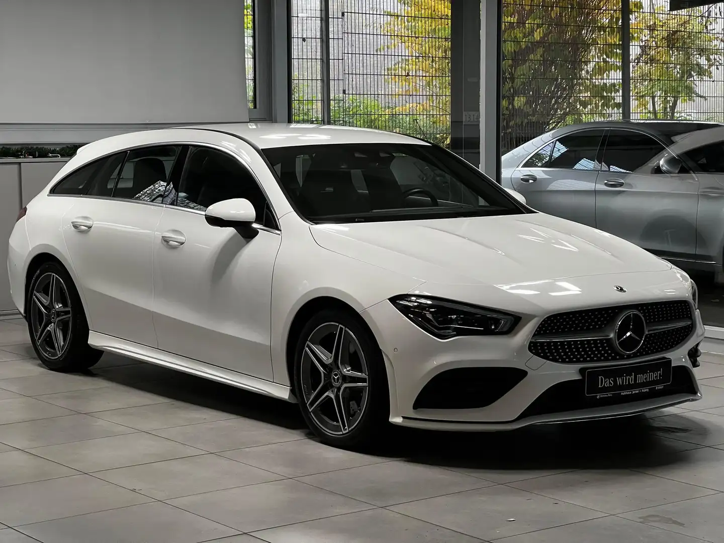 Mercedes-Benz CLA 250 4M SB AMG Line STANDH.+DISTRONIC+PDC360° Weiß - 2
