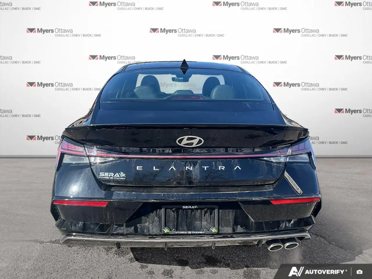 Hyundai ELANTRA снимка Hyundai ELANTRA