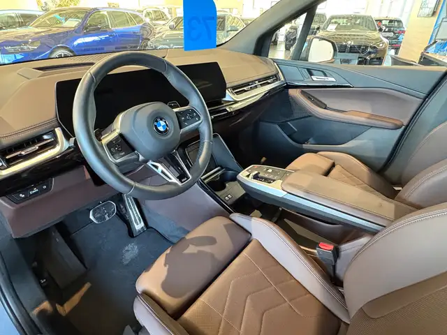BMW 2 Series view 13