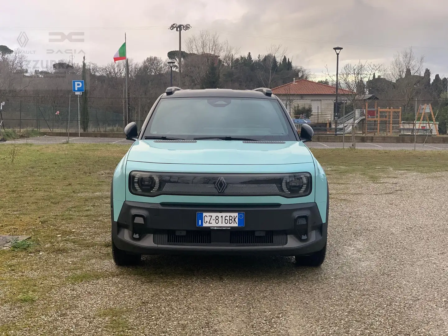 Renault R 4 4 E-Tech Electric 150 CV Comfort Range Techno Blau - 2