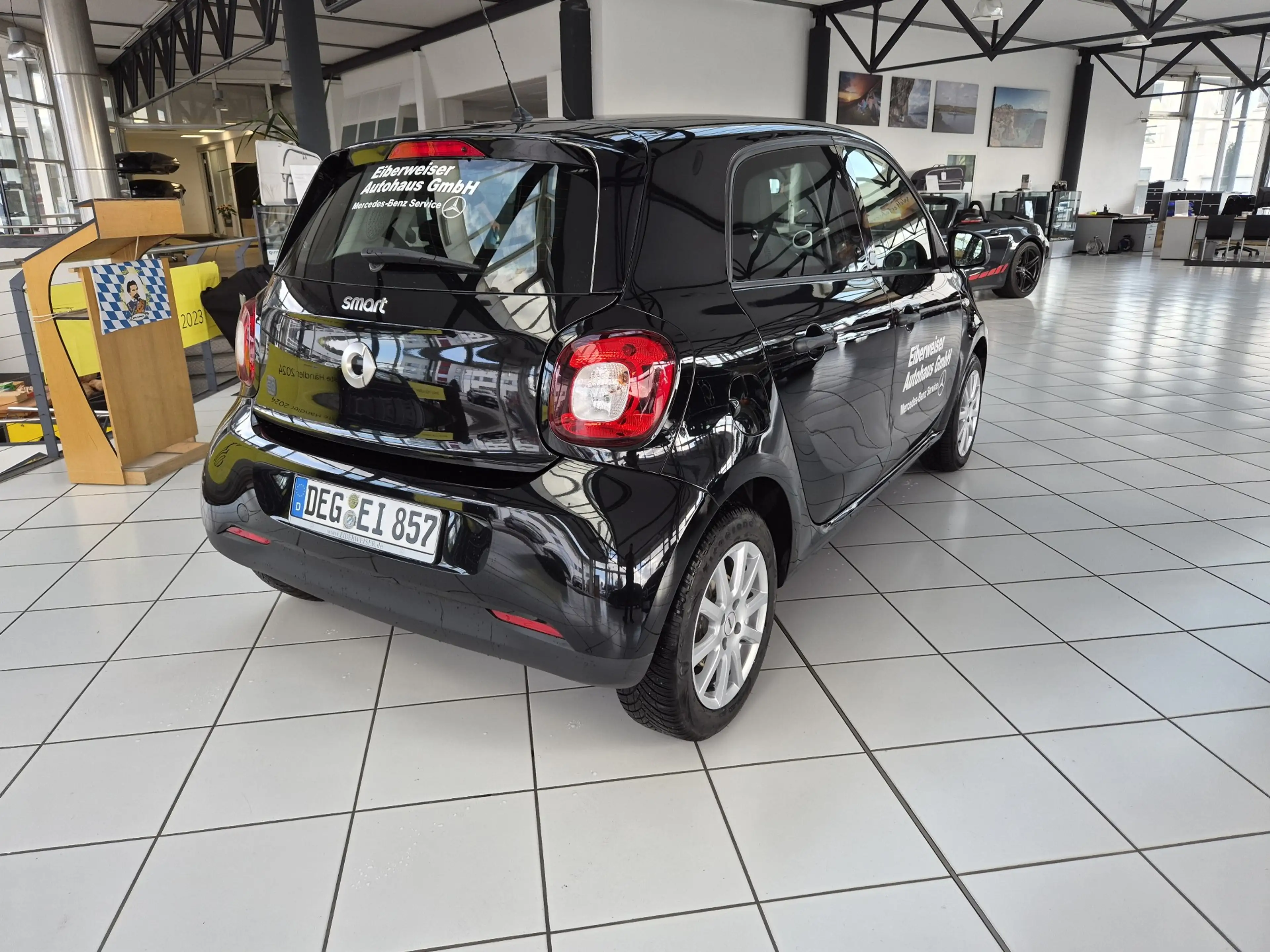 smart forFour electric drive / EQ — photo 12