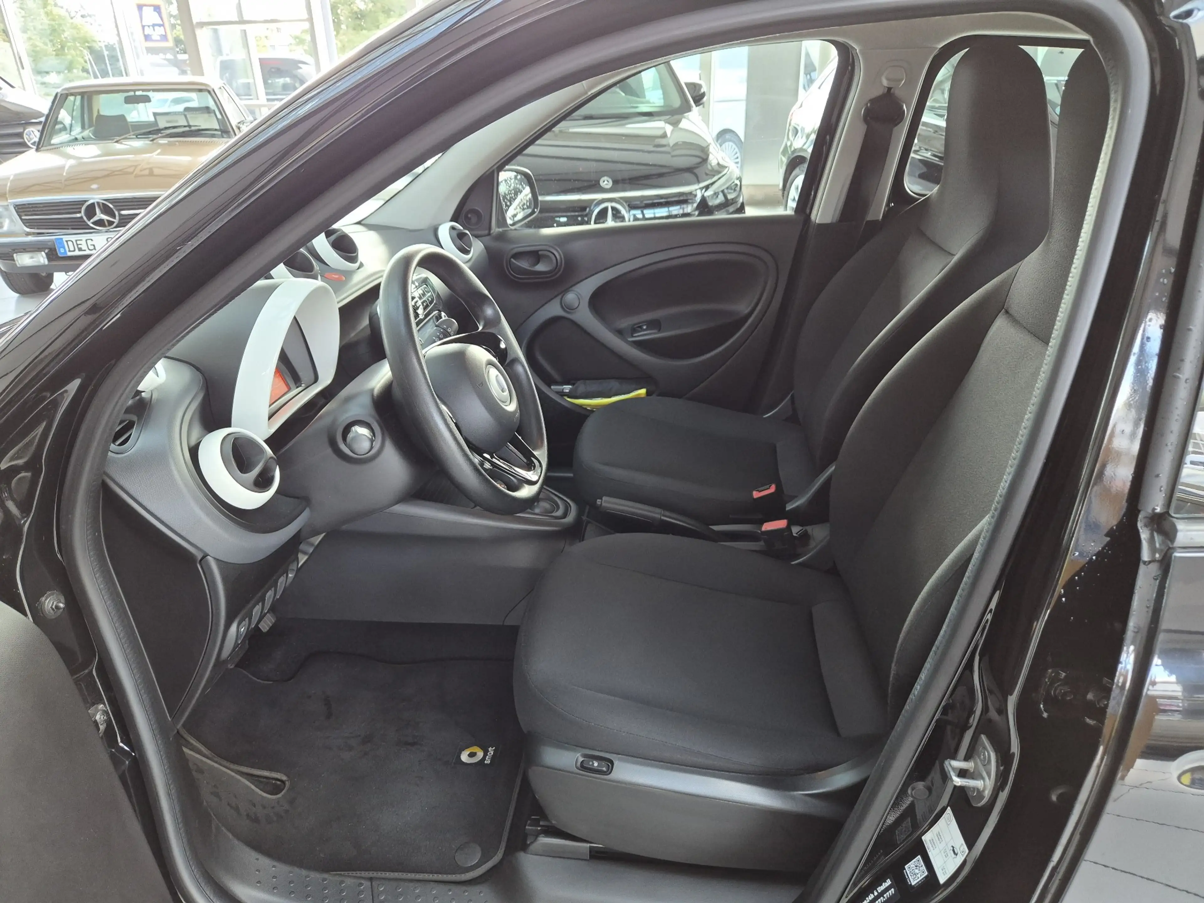 smart forFour electric drive / EQ — photo 6