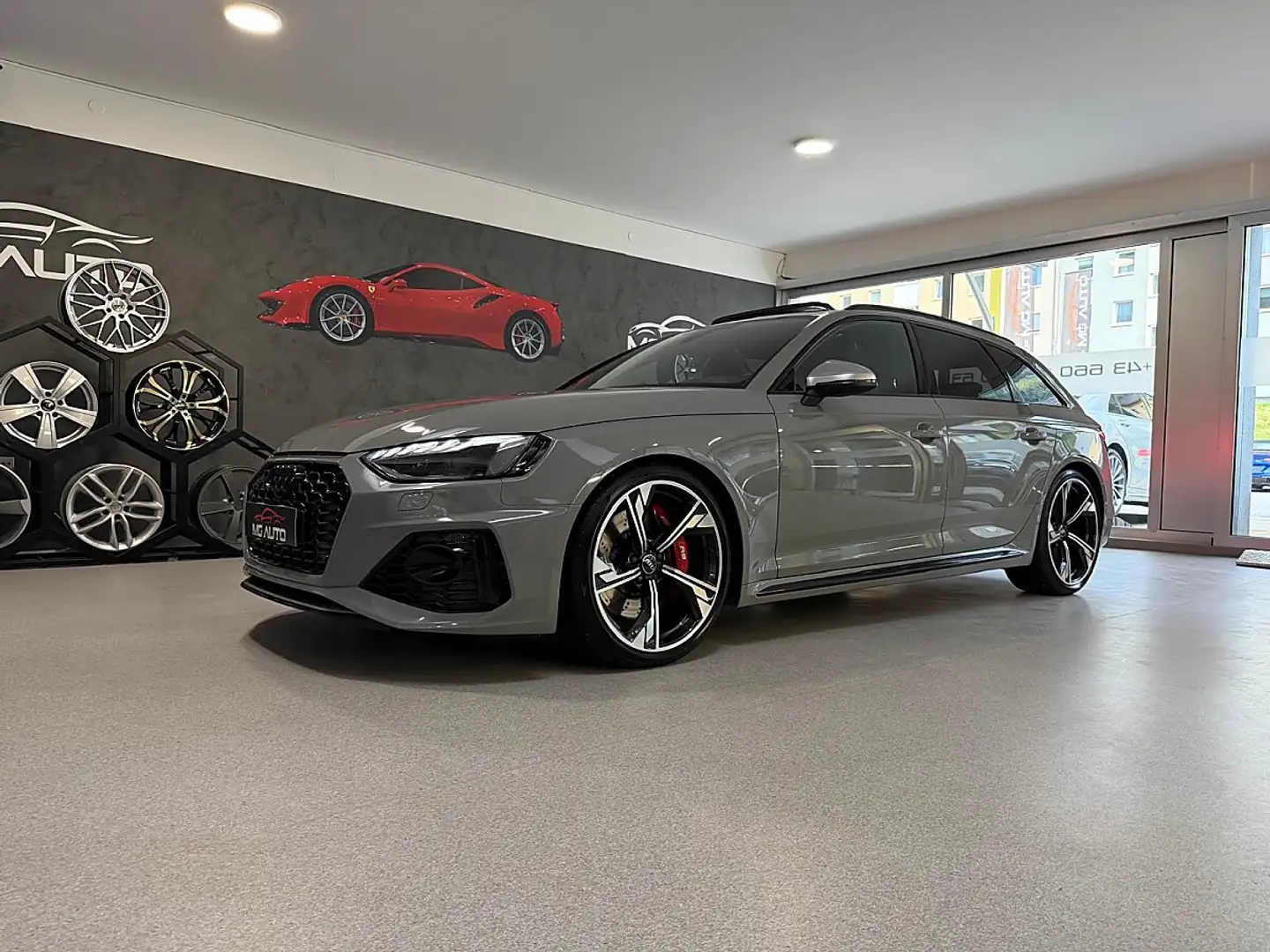 Audi RS4 Avant *NARDO*RFK*MASSAGE*PANO*MATRIX*TOP AUSSTA... Grau - 1