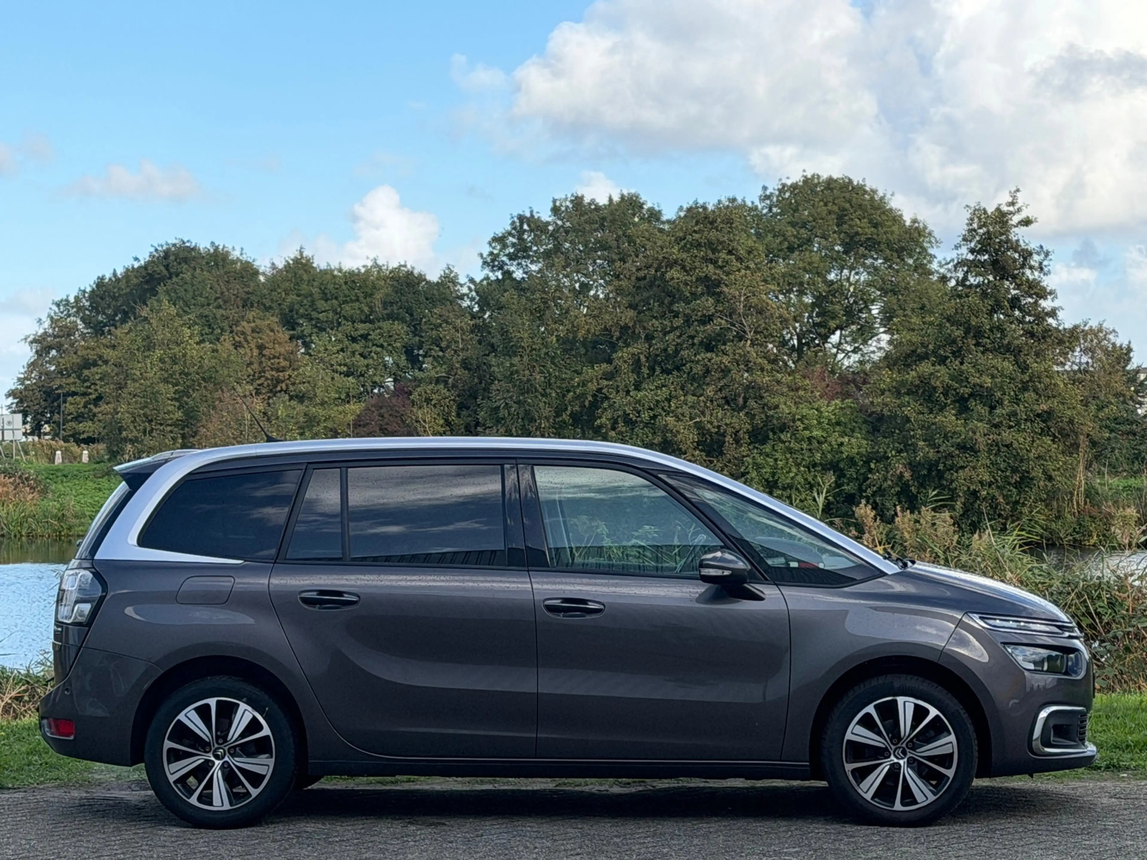 Citroen Grand C4 Picasso 1.2 PureTech Shine - Gris Moka - 7 persoons uitvoe — photo 7