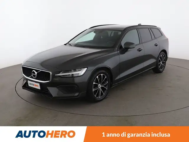 Volvo 2.0 B4 Mild-Hybrid Momentum Business MHEV