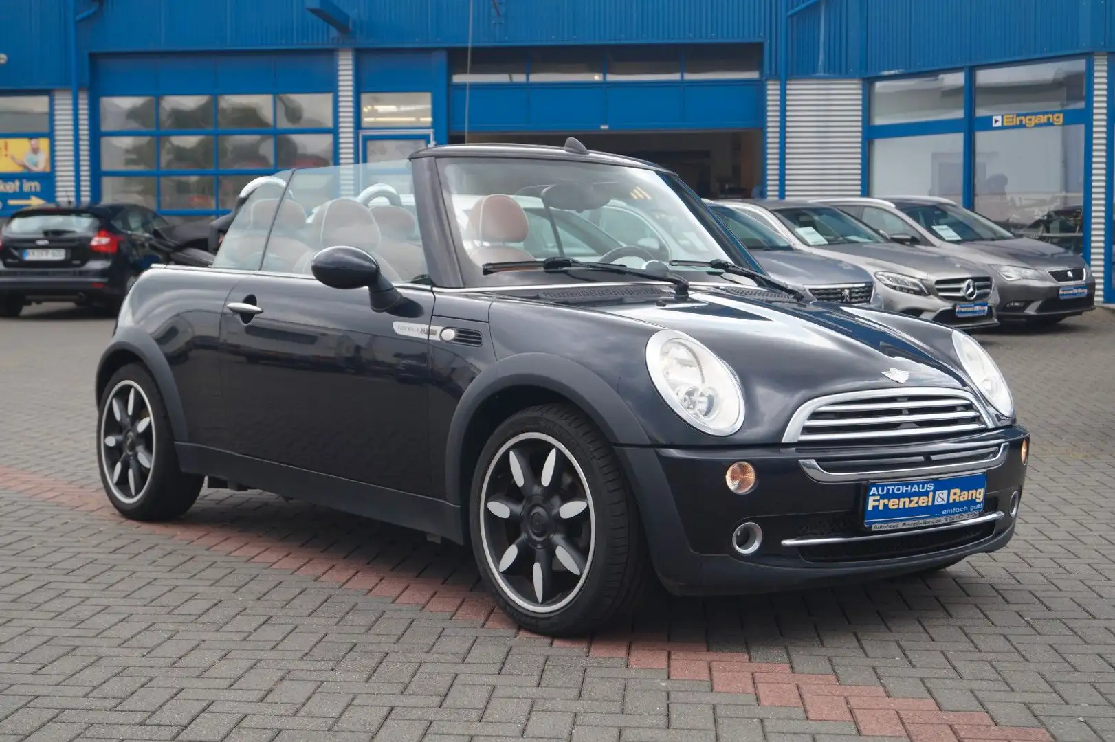 MINI Cooper Cabrio *Radio*CD*Klima*Leder*SHZ*PDC* Schwarz - 1