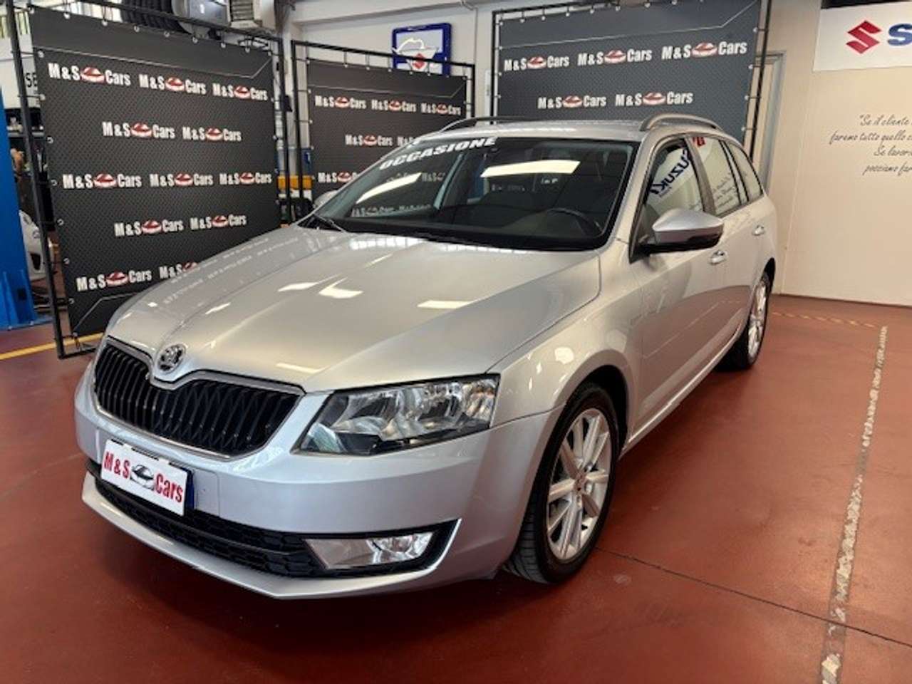 Skoda Octavia Wagon 1.6 tdi Ambition 110cv - UNICO PROPRIETARIO - TAGLIANDATA!
